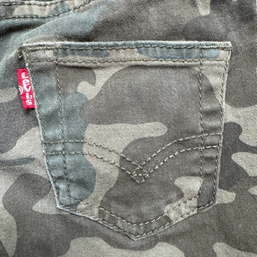 Levis Kids Camo Jogger Pants Green Camouflage Drawstring Size 5 G818-E4D